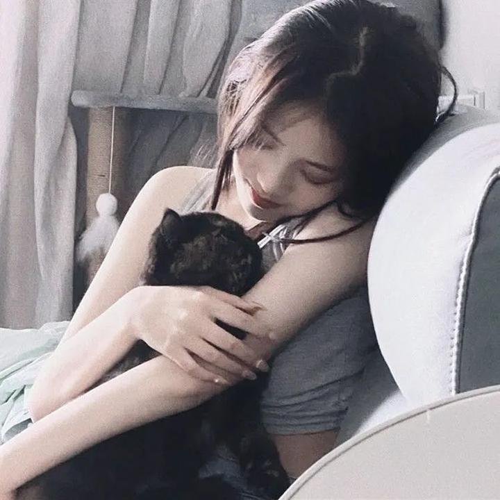 沙漠中的玫瑰